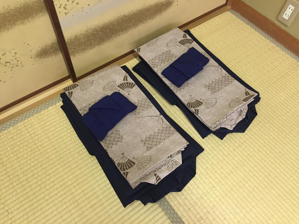 Ryokan Mitsuwa Toyooka  Ngoại thất bức ảnh